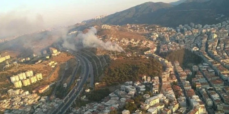 Kurdish-led armed force: 2 Turkish police stations targeted and a police vehicle burned down in Izmir and Sirnak